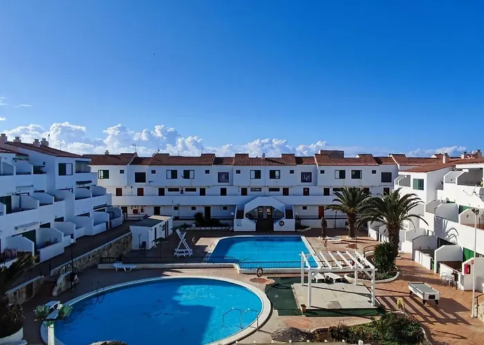 South Tenerife 2 Bedrooms With Sunny Terrace And Amazing Views To Teide And Pool