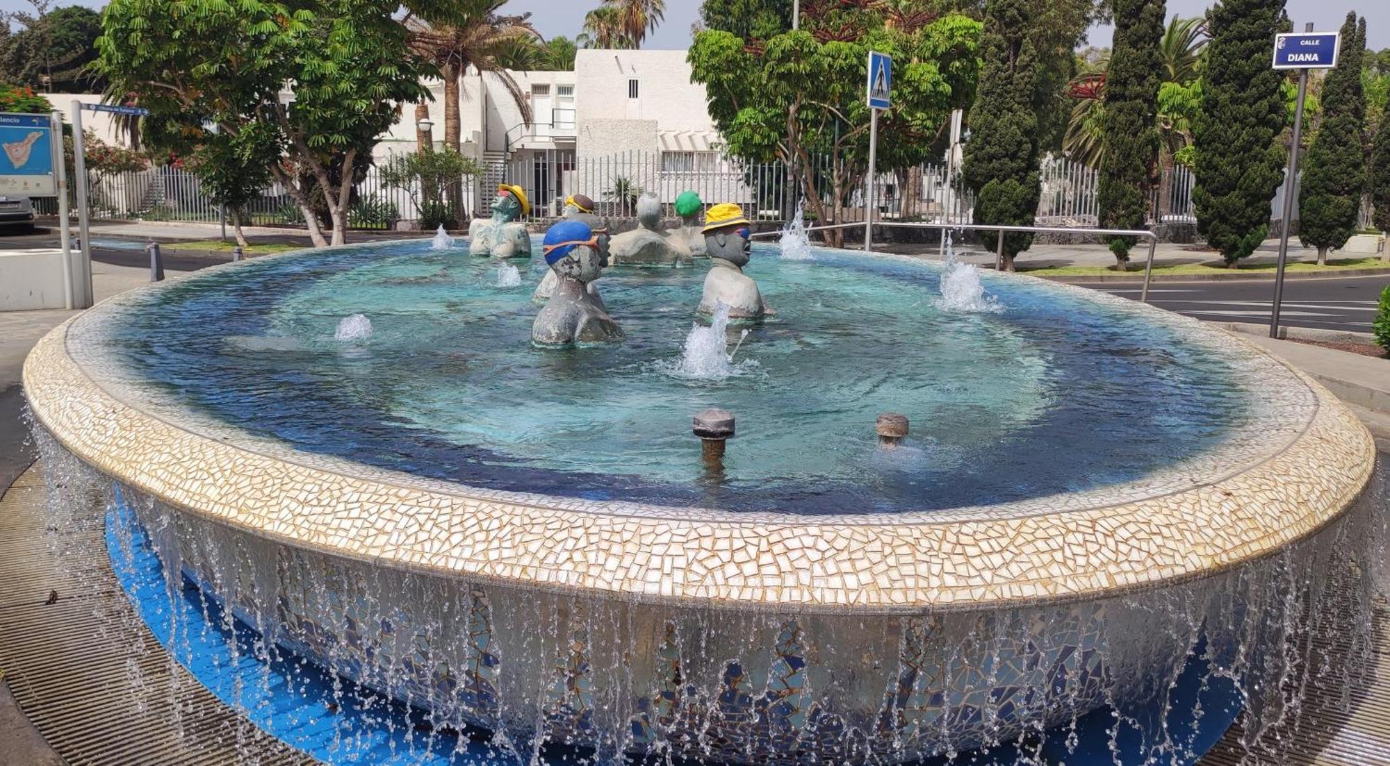 South Tenerife 2 Bedrooms With Sunny Terrace And Amazing Views To Teide And Pool Appartement Costa Del Silencio